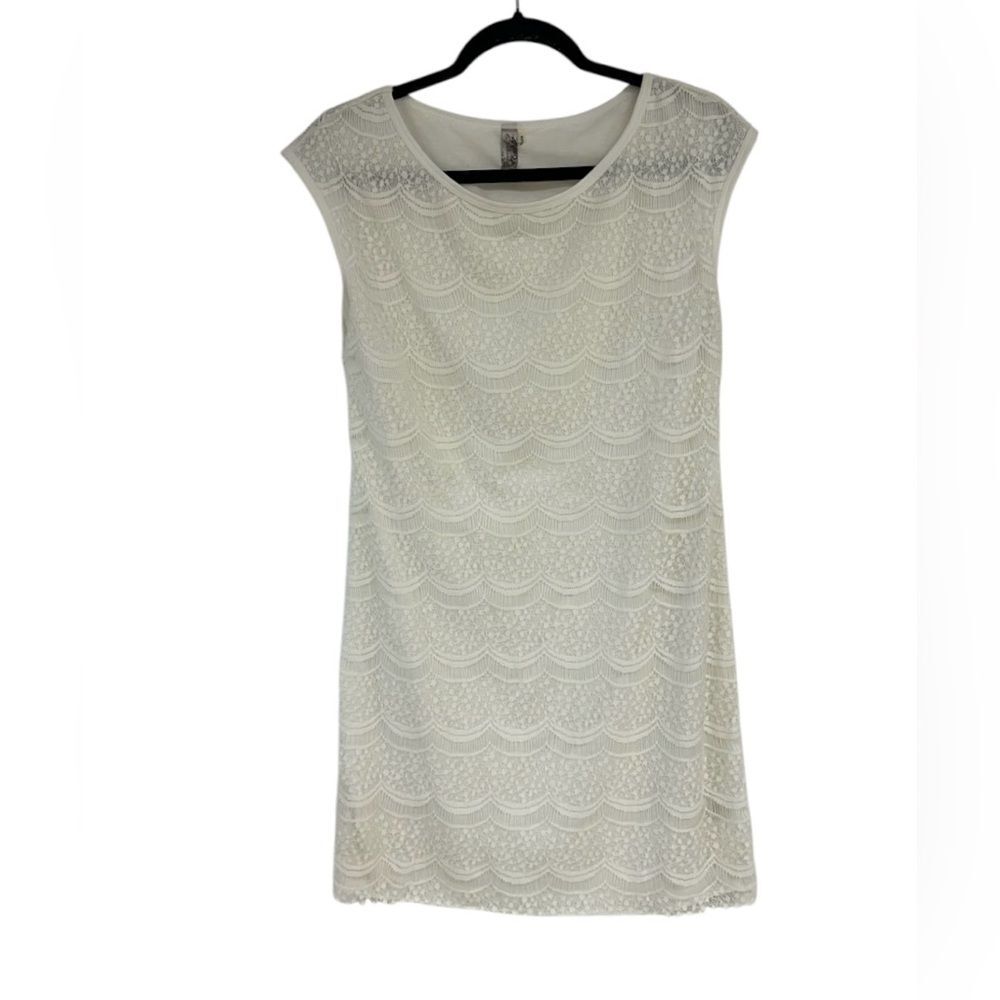 Ophelia for FC Intricate Lace Mini Sheath Dress. White, Size Medium